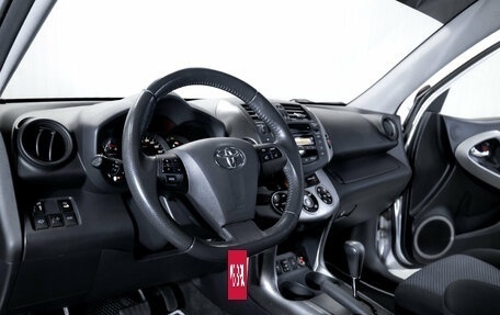 Toyota RAV4, 2011 год, 1 499 000 рублей, 13 фотография