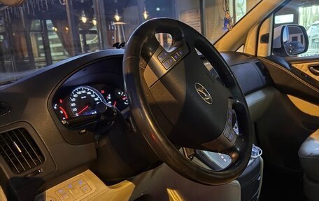 Hyundai H-1 II рестайлинг, 2018 год, 3 100 000 рублей, 6 фотография