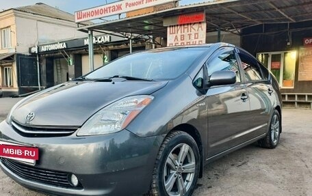 Toyota Prius, 2007 год, 880 000 рублей, 3 фотография