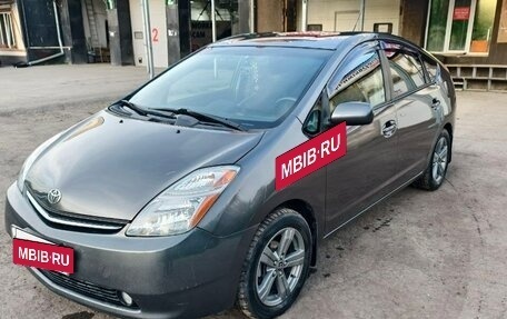 Toyota Prius, 2007 год, 880 000 рублей, 4 фотография