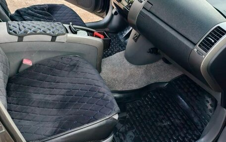 Toyota Prius, 2007 год, 880 000 рублей, 16 фотография