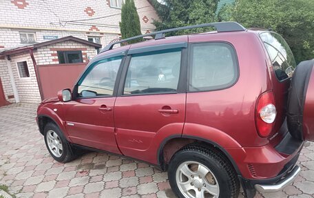 Chevrolet Niva I рестайлинг, 2011 год, 497 000 рублей, 3 фотография
