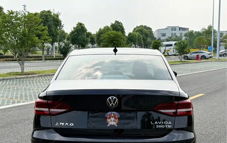 Volkswagen Lavida, 2022 год, 1 080 000 рублей, 7 фотография