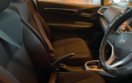 Honda Fit III, 2019 год, 960 000 рублей, 6 фотография