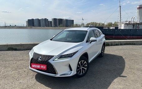 Lexus RX IV рестайлинг, 2021 год, 4 950 000 рублей, 2 фотография