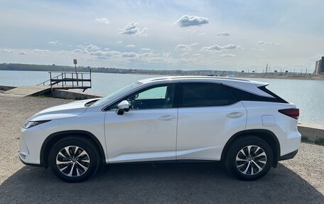 Lexus RX IV рестайлинг, 2021 год, 4 950 000 рублей, 13 фотография