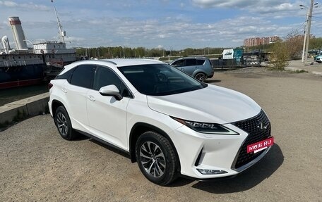 Lexus RX IV рестайлинг, 2021 год, 4 950 000 рублей, 7 фотография