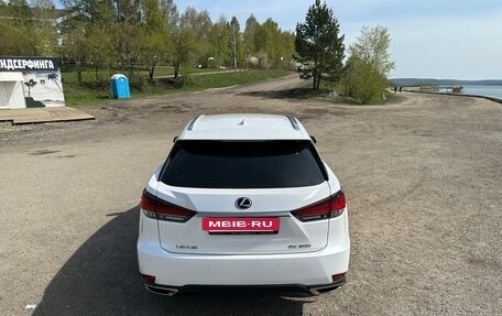 Lexus RX IV рестайлинг, 2021 год, 4 950 000 рублей, 17 фотография