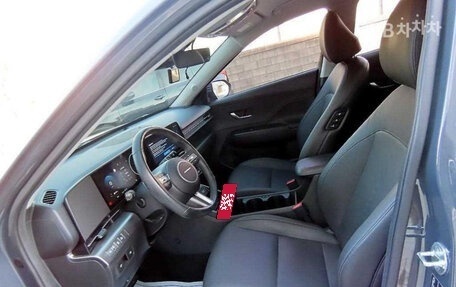 Hyundai Kona, 2023 год, 1 775 000 рублей, 5 фотография