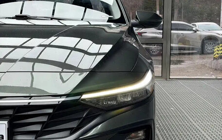Hyundai Elantra, 2023 год, 1 370 000 рублей, 7 фотография