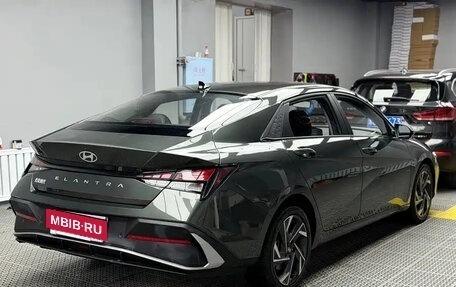 Hyundai Elantra, 2023 год, 1 370 000 рублей, 5 фотография