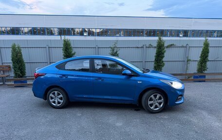 Hyundai Solaris II рестайлинг, 2017 год, 1 150 000 рублей, 5 фотография