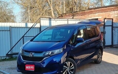 Honda Freed II, 2017 год, 1 560 000 рублей, 1 фотография
