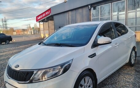 KIA Rio III рестайлинг, 2014 год, 1 080 000 рублей, 2 фотография