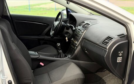 Toyota Avensis III рестайлинг, 2009 год, 950 000 рублей, 9 фотография