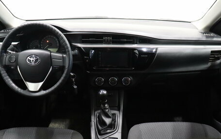 Toyota Corolla, 2014 год, 1 275 000 рублей, 7 фотография