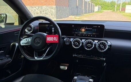 Mercedes-Benz CLA, 2019 год, 2 950 000 рублей, 9 фотография