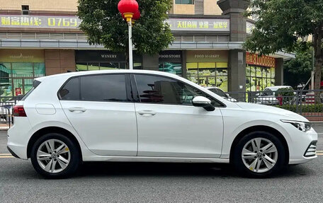 Volkswagen Golf VIII, 2023 год, 1 216 000 рублей, 7 фотография