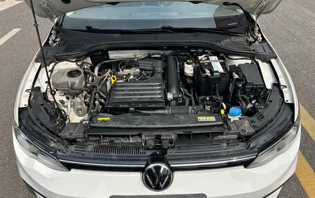 Volkswagen Golf VIII, 2023 год, 1 216 000 рублей, 16 фотография