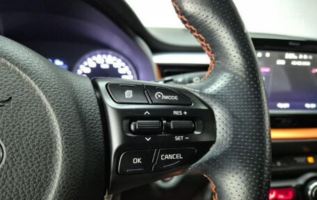 KIA Stonic, 2019 год, 1 350 000 рублей, 9 фотография