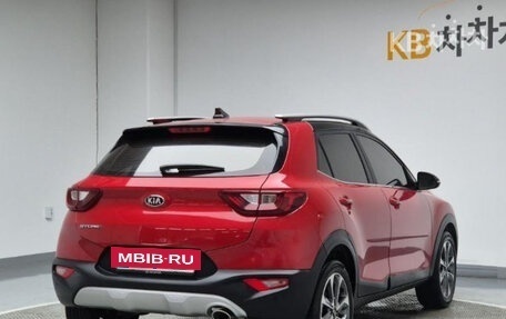 KIA Stonic, 2019 год, 1 350 000 рублей, 3 фотография