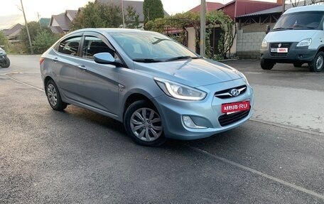 Hyundai Solaris II рестайлинг, 2013 год, 810 000 рублей, 4 фотография