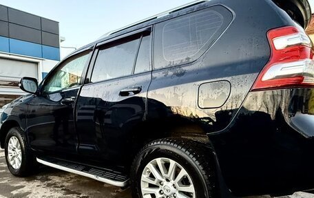 Toyota Land Cruiser Prado 150 рестайлинг 2, 2013 год, 2 890 000 рублей, 14 фотография