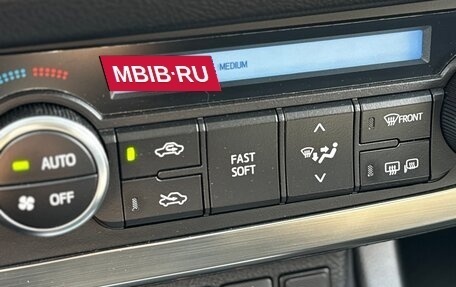 Toyota Auris II, 2014 год, 2 100 000 рублей, 23 фотография