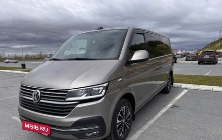 Volkswagen Multivan T6 рестайлинг, 2020 год, 5 000 000 рублей, 3 фотография