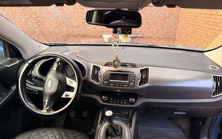 KIA Sportage III, 2011 год, 1 250 000 рублей, 11 фотография