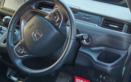Honda Freed II, 2017 год, 1 560 000 рублей, 12 фотография