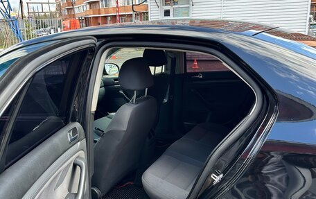 Volkswagen Jetta VI, 2009 год, 740 000 рублей, 5 фотография