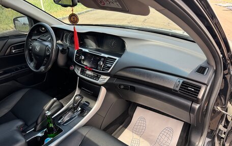 Honda Accord IX рестайлинг, 2013 год, 1 350 000 рублей, 15 фотография