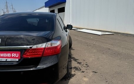 Honda Accord IX рестайлинг, 2013 год, 1 350 000 рублей, 21 фотография