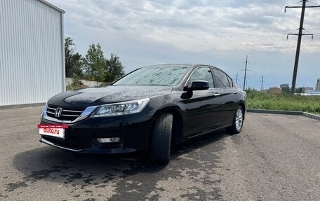 Honda Accord IX рестайлинг, 2013 год, 1 350 000 рублей, 30 фотография