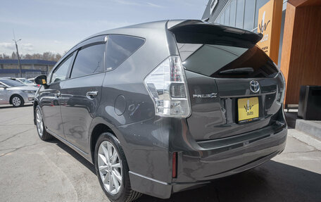Toyota Prius Alpha I (ZVW40/41), 2013 год, 1 276 000 рублей, 5 фотография