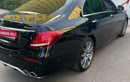 Mercedes-Benz E-Класс, 2018 год, 4 400 000 рублей, 2 фотография