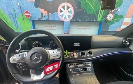 Mercedes-Benz E-Класс, 2018 год, 4 400 000 рублей, 14 фотография