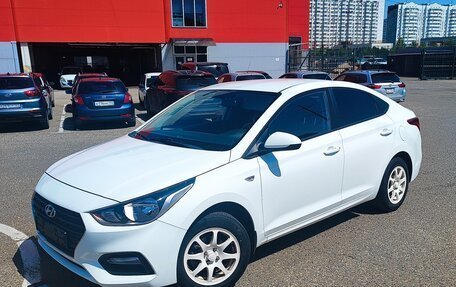 Hyundai Solaris II рестайлинг, 2019 год, 1 550 000 рублей, 2 фотография
