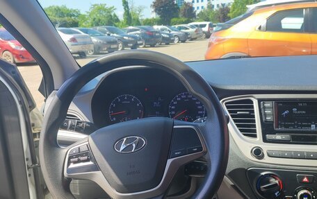 Hyundai Solaris II рестайлинг, 2019 год, 1 550 000 рублей, 12 фотография