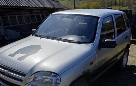 Chevrolet Niva I рестайлинг, 2004 год, 380 000 рублей, 4 фотография