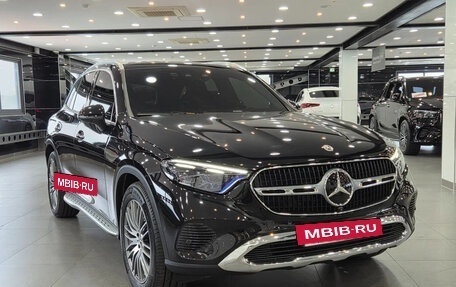 Mercedes-Benz GLC, 2024 год, 6 220 000 рублей, 2 фотография