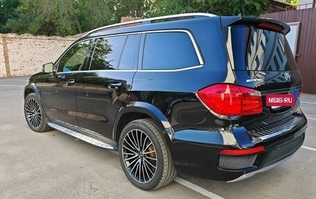 Mercedes-Benz GL-Класс, 2015 год, 3 250 000 рублей, 3 фотография