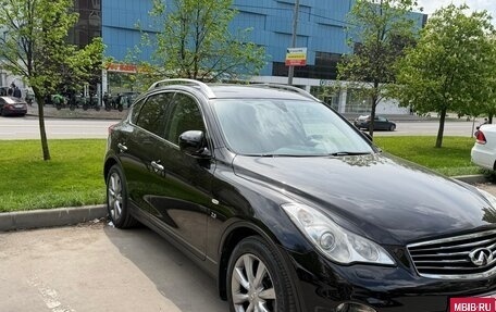 Infiniti QX50 I рестайлинг, 2014 год, 1 780 000 рублей, 3 фотография