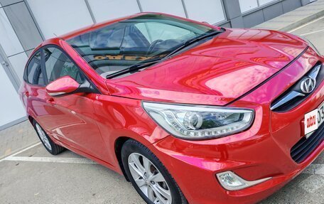 Hyundai Solaris II рестайлинг, 2013 год, 720 000 рублей, 2 фотография