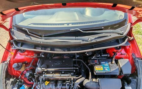 Hyundai Solaris II рестайлинг, 2013 год, 720 000 рублей, 5 фотография