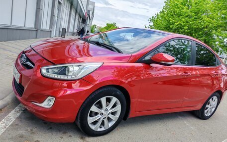 Hyundai Solaris II рестайлинг, 2013 год, 720 000 рублей, 7 фотография
