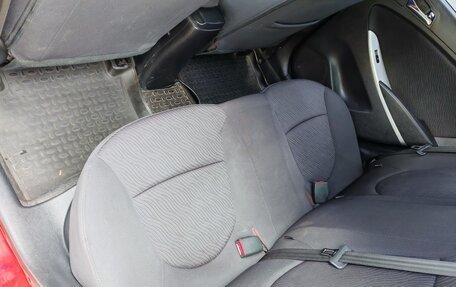 Hyundai Solaris II рестайлинг, 2013 год, 720 000 рублей, 19 фотография