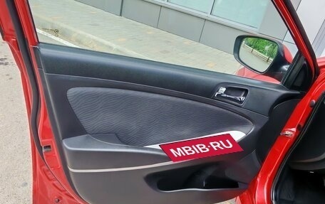 Hyundai Solaris II рестайлинг, 2013 год, 720 000 рублей, 21 фотография