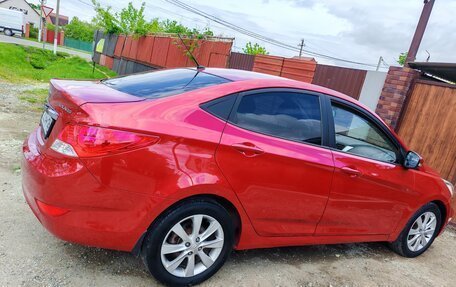 Hyundai Solaris II рестайлинг, 2013 год, 720 000 рублей, 35 фотография